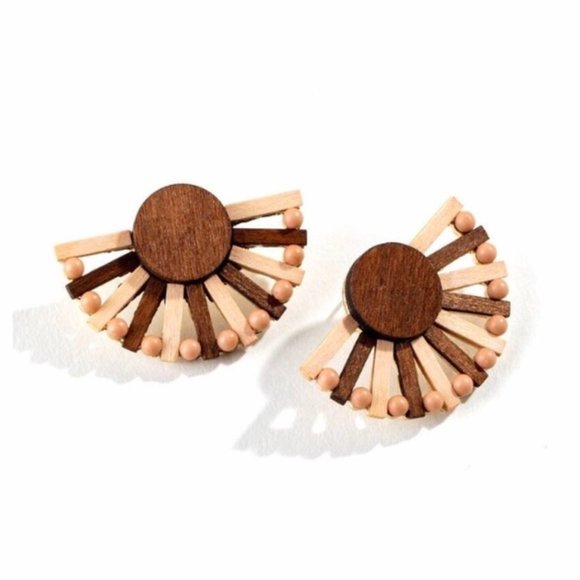 Francesca's Collections Jewelry - Francesca's | NWT Renee Wooden Fan Drop Earrings